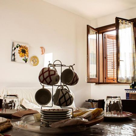 Casa Vacanze Di Anna E Selene Villa Favignana Buitenkant foto
