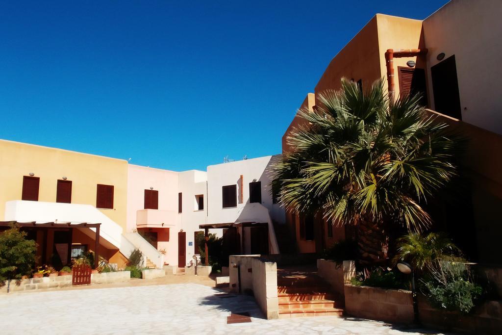 Casa Vacanze Di Anna E Selene Villa Favignana Buitenkant foto